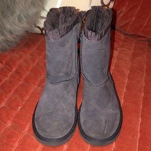 Girls Gray Ugg boots